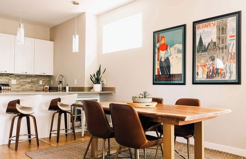 Baker House | Modern Comfort w Mountain Views - Pet-Friendly
