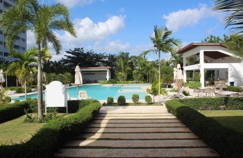 Yamasa Apartment | Modern, Comfortable, Close to Beaches