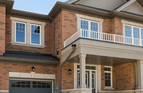 Alcona House | Modern & Comfy 2BR Townhome—Mins to Innisfil Beach Park & Friday Harbour Resort!