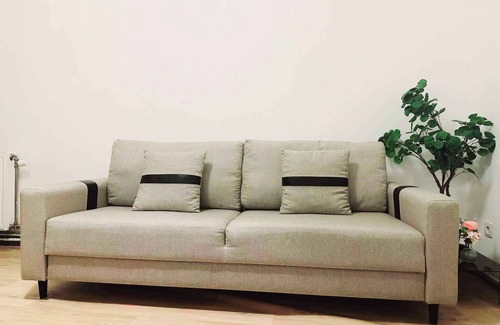 Brussels Apartment | Modern & comfy oasis in city.