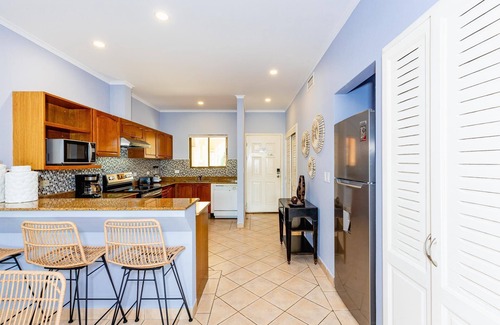 Tamarindo Condo | Modern condo with ocean view - Directly across the street from Tamarindo Beach