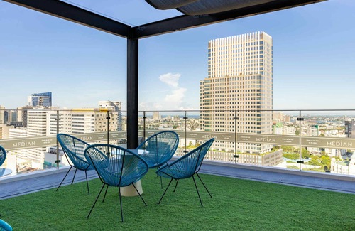 Lahug Condo | Modern Condo with Fast WiFi – 10 Mins walk to IT Park