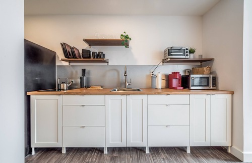 Bedford Apartment | Modern Contemporary 2 Bedroom Suite