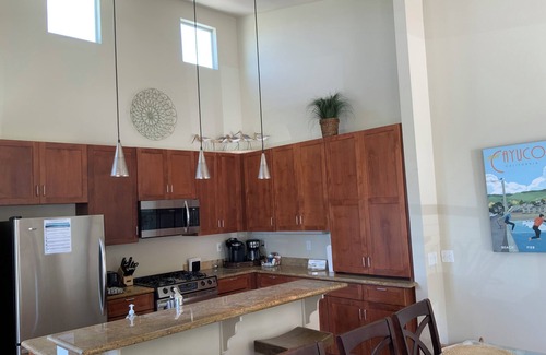 Avila Beach House | Modern Convenience in Avila Beach