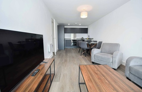 Liverpool City Centre Apartment | Modern & Convenient 2 Bedroom Liverpool Apartment