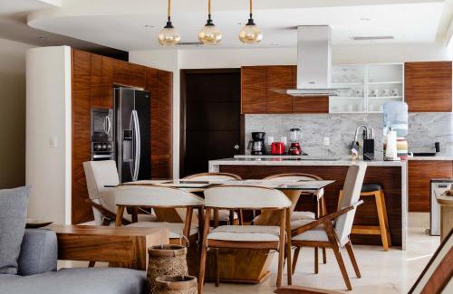 Las Jarretaderas Apartment | Modern Corner Apartment Seibal - Vidanta