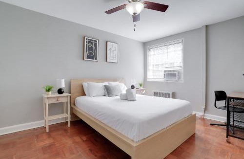 Northeast Alexandria Apartment | Modern Corporate Apt in Alexandria