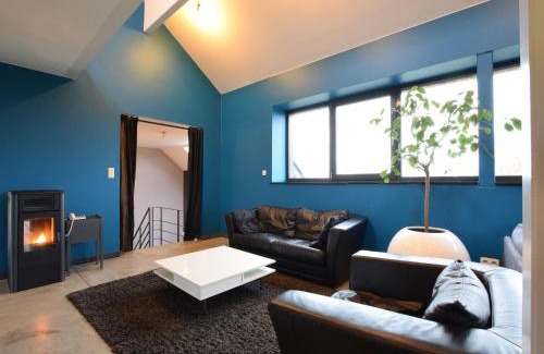 Vaux-sur-Sure House | Modern Cottage in Vaux-sur-Sûre with Sauna