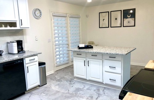 Seaford House | Modern Country Home with Pool and Game Room