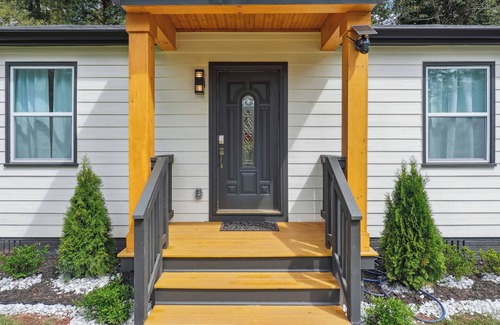 Sylvan Hills House | Modern Cozy 2BR Near ATL Airport
