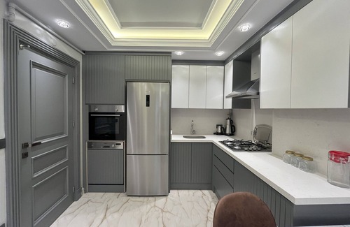 Zeytinburnu Apartment | Modern Cozy Apartment next to ISTANBUL Fisekhane & Marmaray