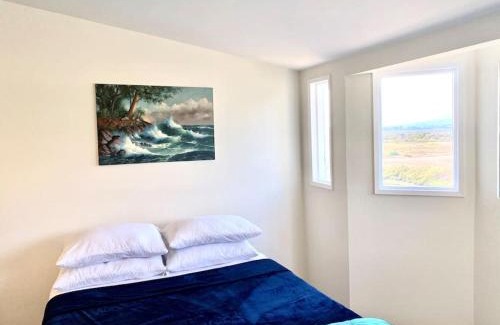 Carpinteria Apartment | Modern & Cozy Gem ~ Walk to the Beach ~ Queen Beds