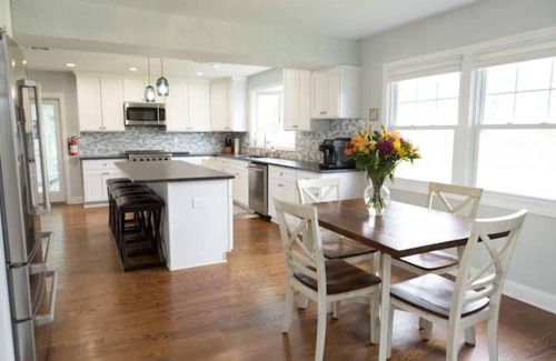 West Freehold House | Modern, Cozy Home in Freehold