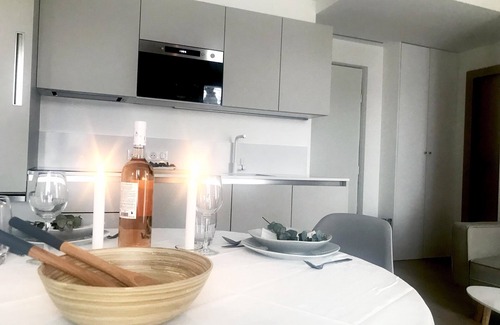 Antibes City Centre Apartment | Modern & Cozy One Bedroom Apartment - Paul Arène - Antibes