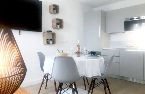 Antibes City Centre Apartment | Modern & Cozy One Bedroom Apartment - Paul Arène - Antibes