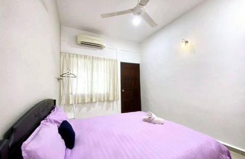 Central Seberang Perai House | Modern Cozy Sweet House 4 ROOM 10pax@ALMA BM