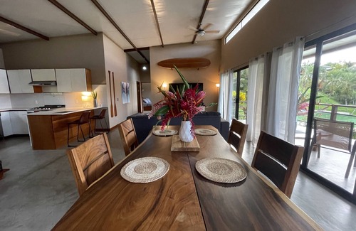 Quebrada La Gamba Villa | Modern villa with stunning jungle views