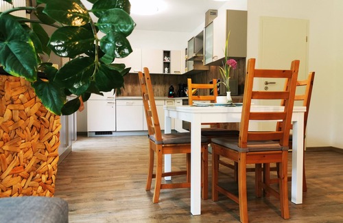 Bischofsheim an der Rhon Apartment | Modern, exclusive vacation apartment in the Rhön with hot tub, unique, quiet, large