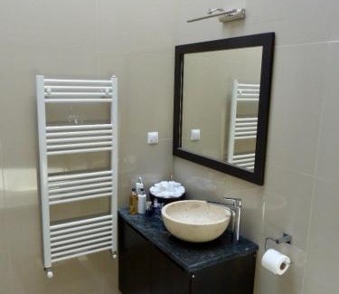Floresti Apartment | Modern, deluxe apartment in rural part of Floresti, Cluj-Napoca