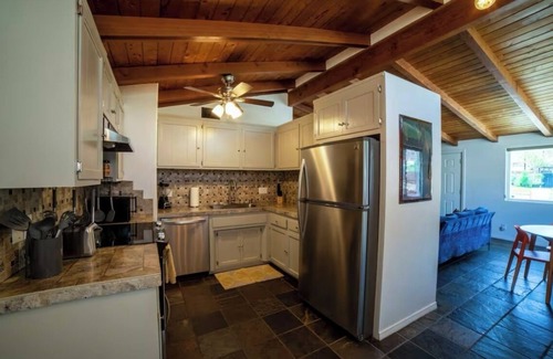 La Quinta Cove House | Modern Desert Escape w/Mountain Views 2BD#222624
