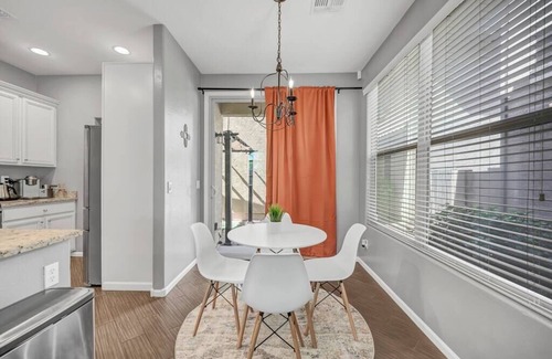 Gilbert House | Modern desert vibes in the heart of Gilbert!