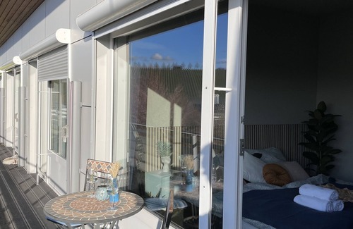 Bermatingen Apartment | Modern design apartment with balcony in Bermatingen