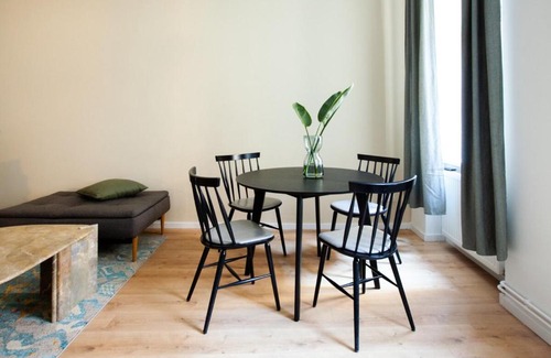 Mitte Apartment | Modern Design Apartment