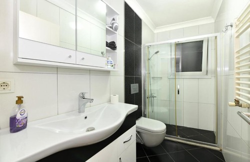 Gumussuyu Mahallesi Apartment | Modern Design Apartment in Taksim