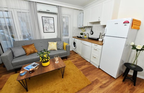Gumussuyu Mahallesi Apartment | Modern Design Apartment in Taksim