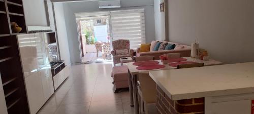 Marmaris City Center Apartment | Modern design house in the heart of Marmaris
