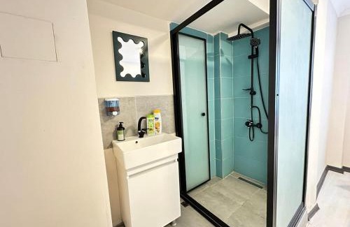 Galata Apartment | Modern Design, Spatious Apartment in Karaköy 4BR, 2BA
