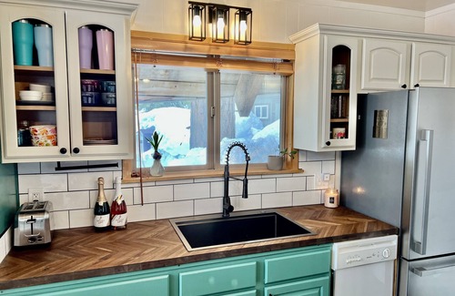 Carnelian Bay House | Modern Dog Friendly A-Frame walking distance to Lake.