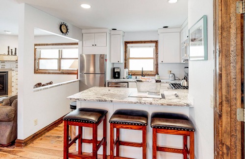 Telluride House | Modern, dog-friendly house with fireplace, grill & washer/dryer