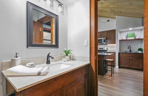 Purgatory Condo | Modern Durango Condo at Tamarron - Ski & Golf