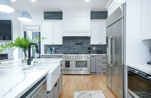 Kirkwood House | Modern Elegance and Ultimate Comfort