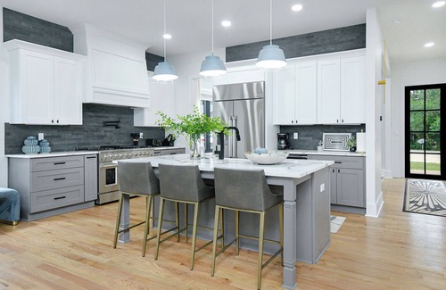 Kirkwood House | Modern Elegance and Ultimate Comfort