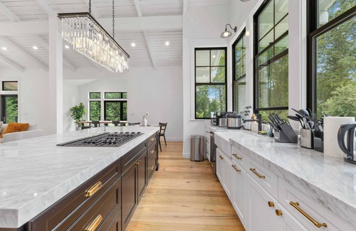 Union Hill-Novelty Hill House | Modern Elegance in Nature on 224th Ave #41901