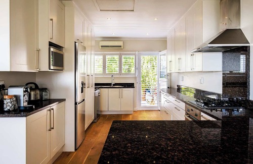 Sea Point Villa | Modern Elegance Meets City Serenity at Meliora