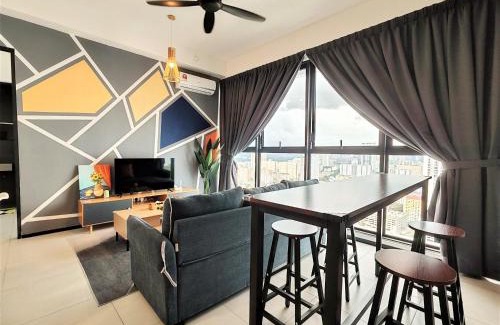 George Town Apartment | Modern Elegance Suite, 5 to 6 pax at Urban Suites Georgetown by SuperStay