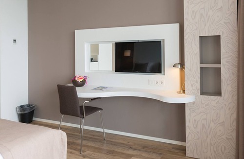 Wageningen Hotel | Modern Escape w/Wellness Access Near Het Depot, Arboretum Belmonte