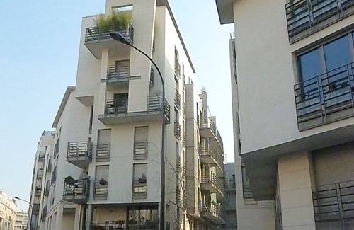 Quartier de la Maison-Blanche Apartment | Modern family apartment-3 bedrooms & 1 study