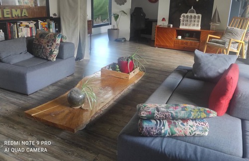 Dompierre-sur-Mer House | Modern family house in the heart of the city.