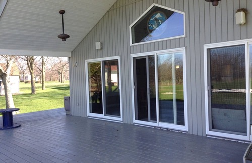 Kingsville Cottage | Modern Family-Friendly Cottage On Pelee Island