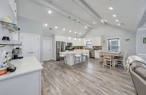 Wildwood Crest House | Modern family home in the Crest.