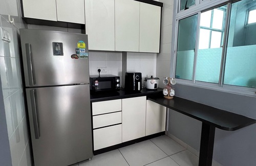 Central District Apartment | Modern Family Homestay Johor Bahru. FREE WIFI, Netflix, Disney hotstar & Parking