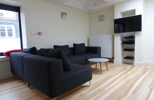 Farringdon House | Modern Family House In Farringdon, Central London. Sleeps 6, 3 bedrooms, 2 bath