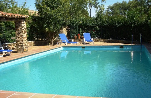 La Acena de la Borrega House | Modern Farmhouse in Valencia de Alcántara with Pool