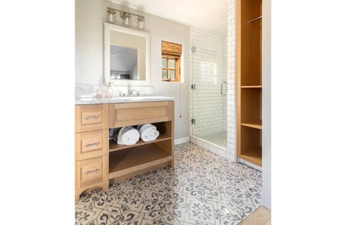 Santa Barbara County House | Modern Farmhouse in the Hills VERY CLOSE TO SOLVANG