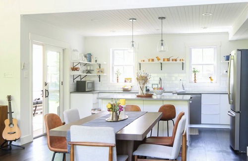 Kerhonkson House | Modern Farmhouse with Catskill Mountain Views