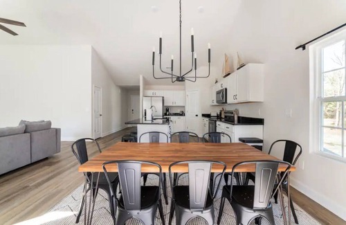 Oriental House | Modern Fishing Cottage with Boat Slip